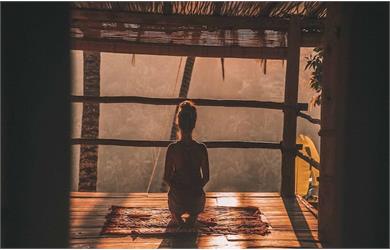 صفر تا صد یوگا در خانه